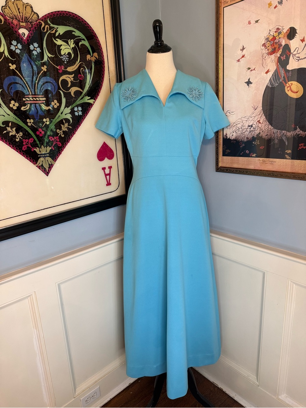 True Vintage 70s Turquoise Gown with Floral Appliquè Detail on Collar